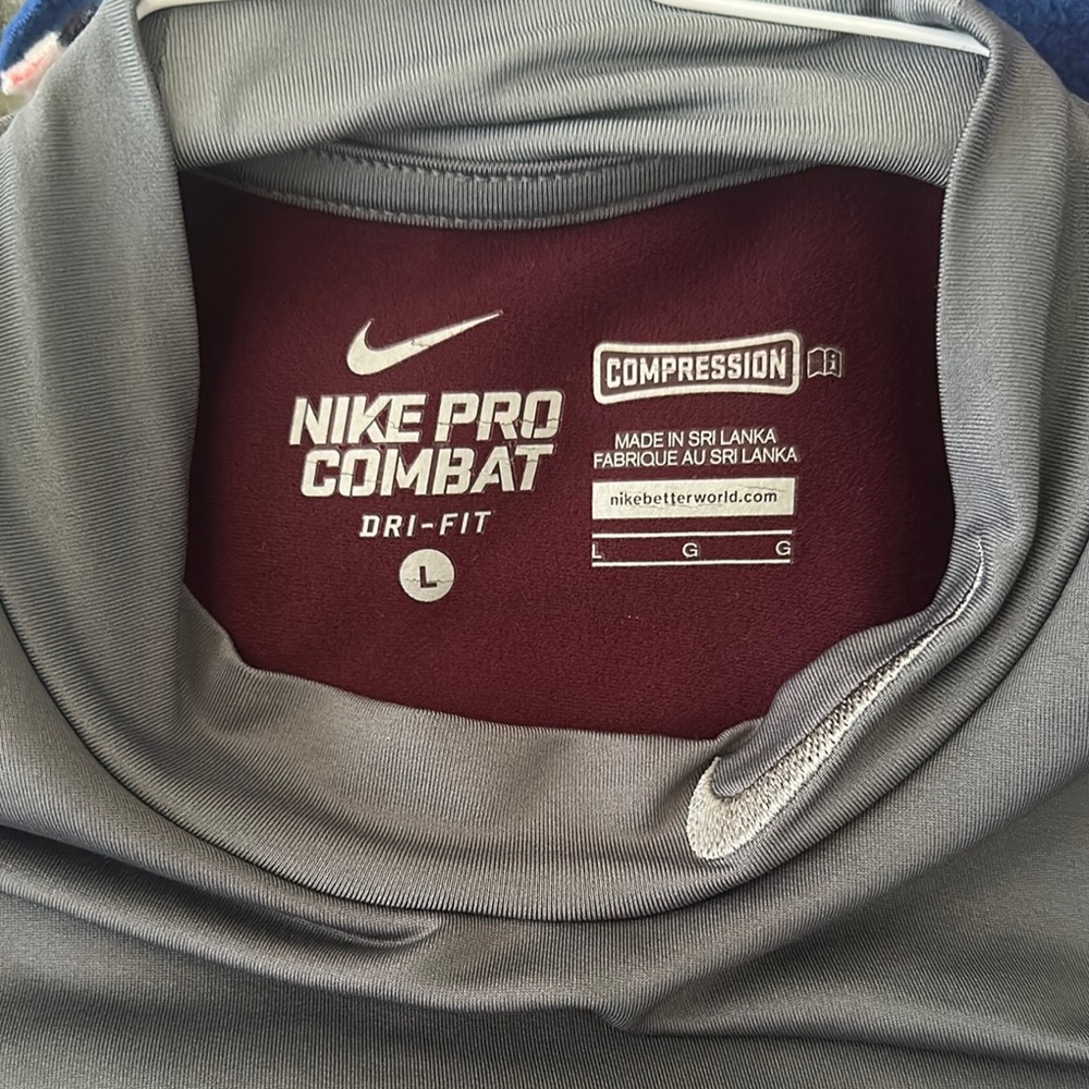 Nike Pro Combat Gray Performance Compression Top - Picture 5 of 8